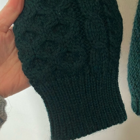 L.L. Bean Dark Forest Green Cable Knit Aran Fisherman Cardigan made in Ireland - Picture 5 of 6